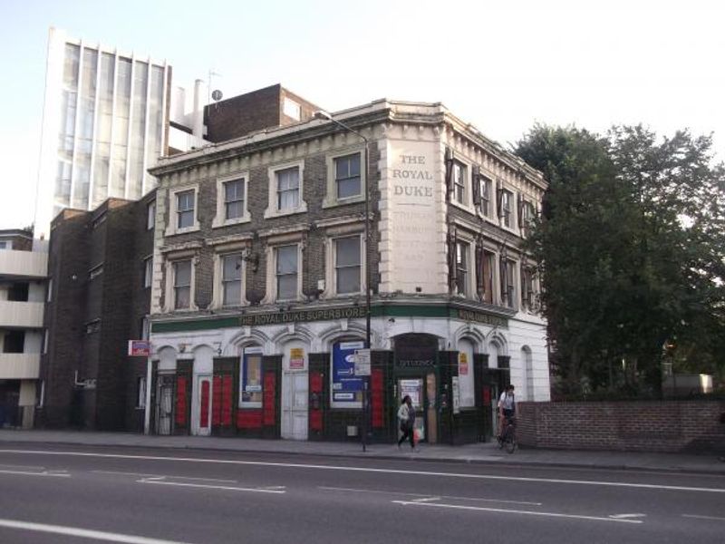 Royal Duke London E1 taken Sept 2013. (Pub, External, Key). Published on 19-11-2013