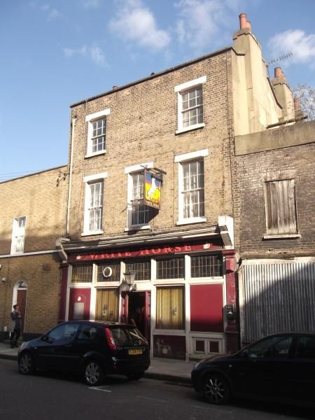 White Horse, White Horse Road London E1. (Pub, External). Published on 14-10-2013