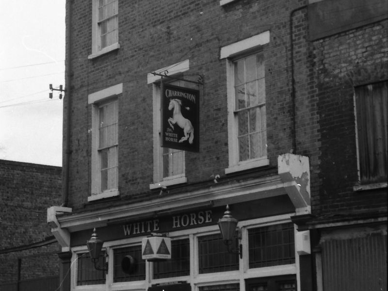 E1-White Horse White Horse Rd taken 19 Feb 1989.. (Pub, External). Published on 02-01-2018