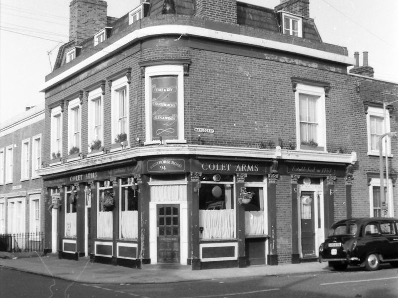 Colet Arms London E1 taken in Oct 1988. (Pub, External). Published on 27-12-2017