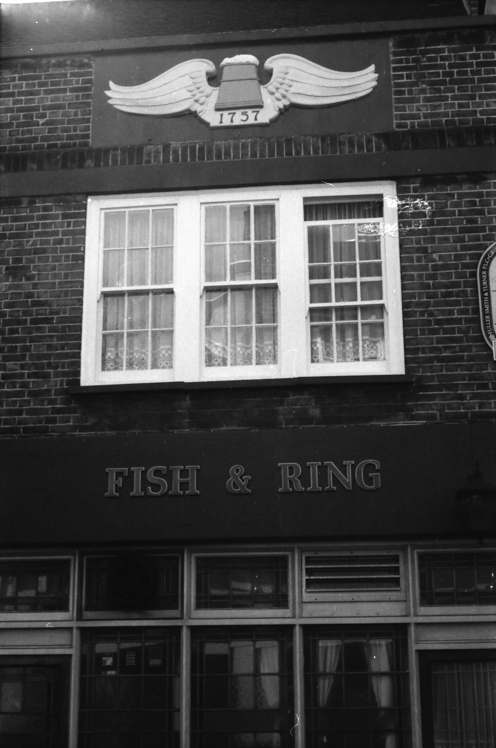 Fish & Ring London E1 taken 19-4-1987. (Brewery, External, Sign). Published on 28-12-2017