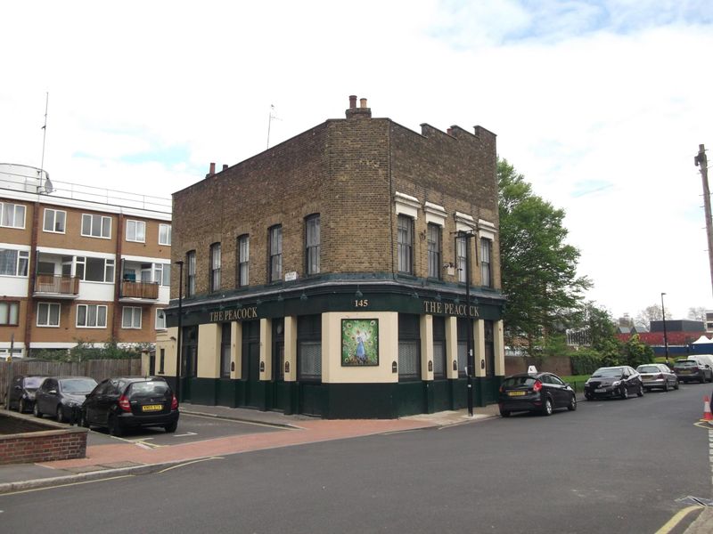 Peacock London E1 taken 2022-04-13. (Pub, External). Published on 22-04-2022