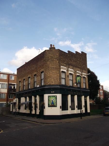 Peacock London E1 taken Oct 2013. (Pub, External, Key). Published on 02-12-2013