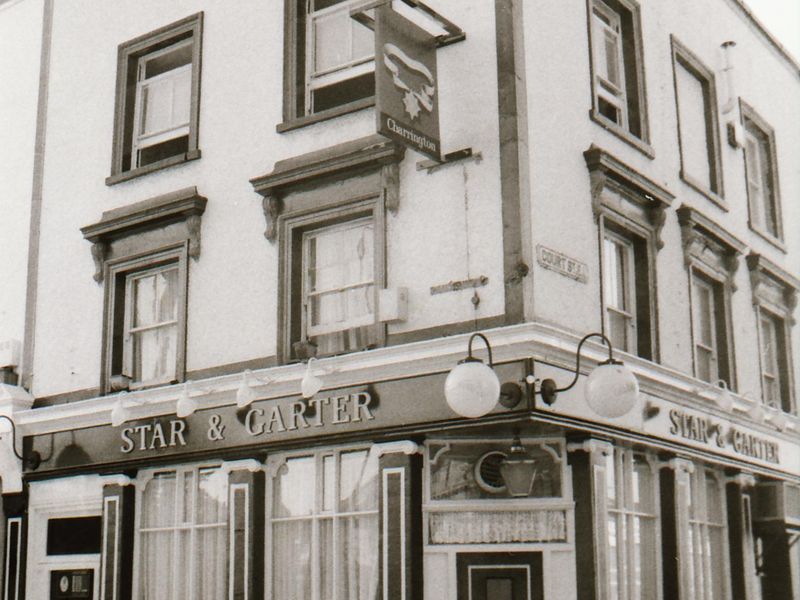 E1-Star & Garter taken Aug 1989.jpg. (Pub, External, Key). Published on 02-01-2018