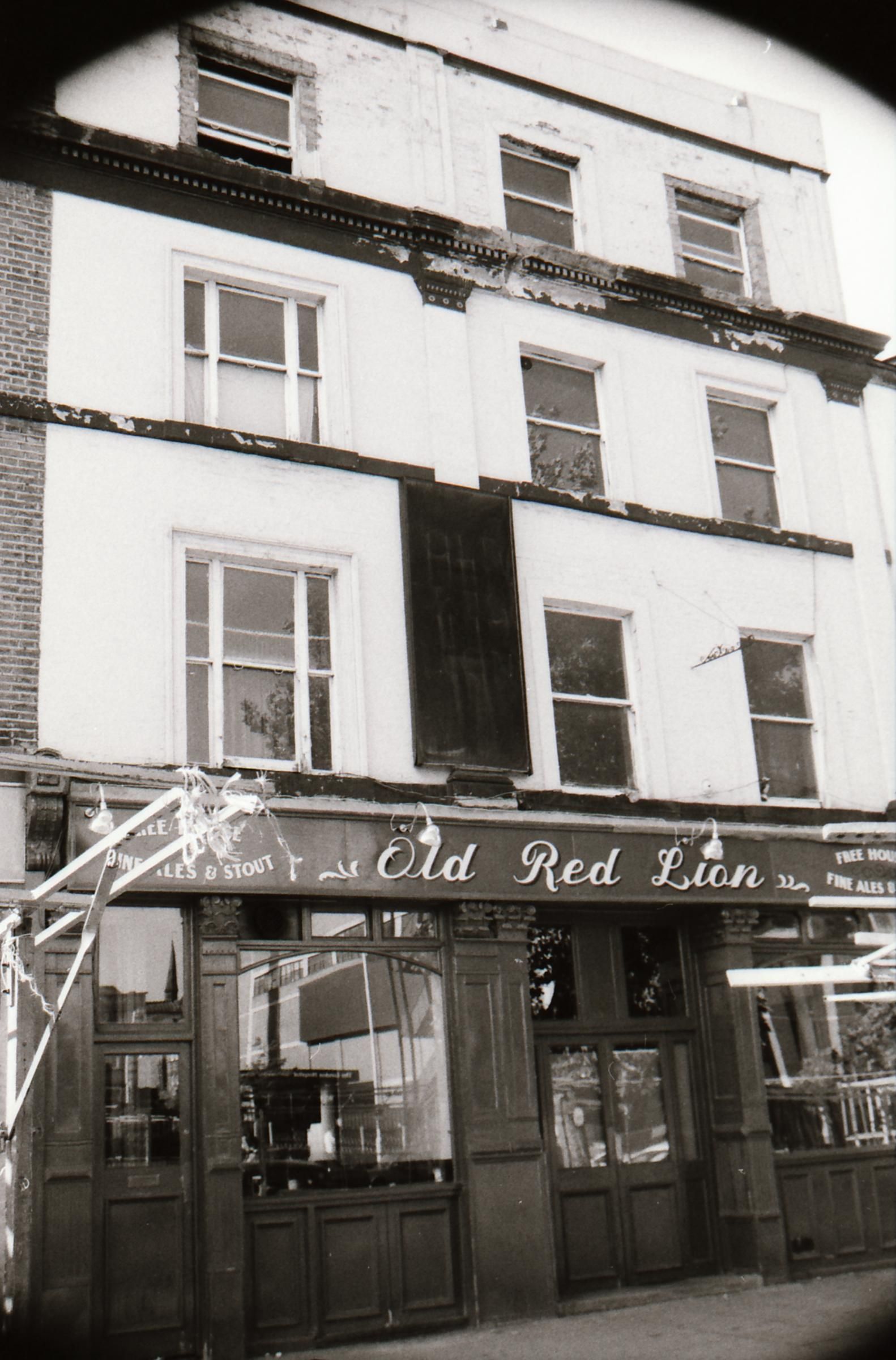 Old Red Lion London E1 taken Aug 1989. (Pub, External, Key). Published on 02-01-2018