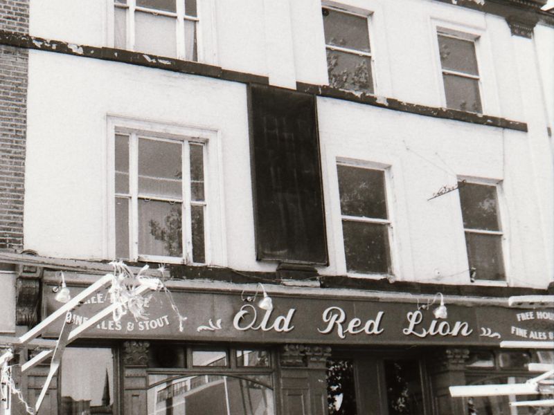 Old Red Lion London E1 taken Aug 1989. (Pub, External, Key). Published on 02-01-2018