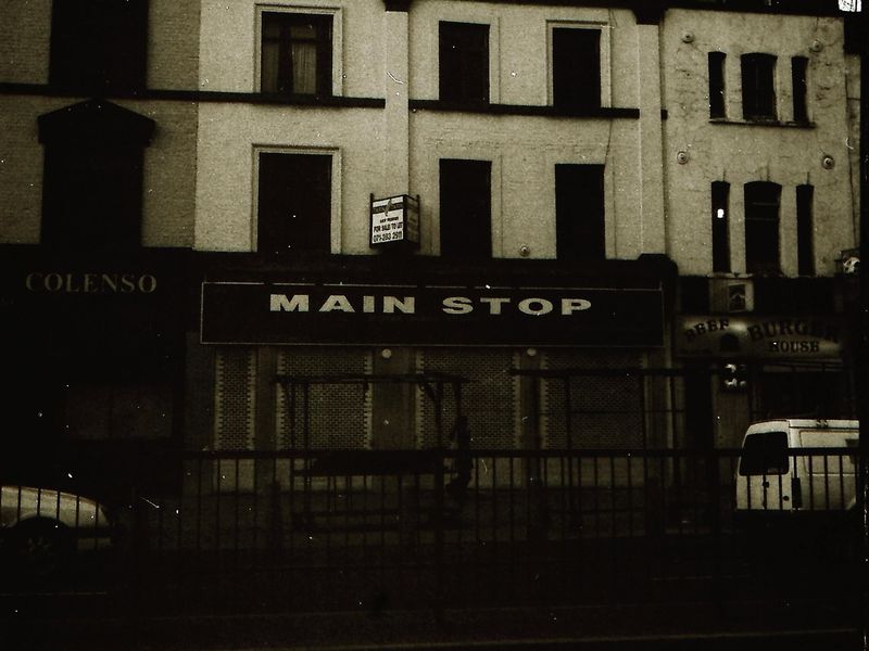 E1-Old Red Lion could be taken maybe 1991.jpg. (Pub, External). Published on 02-01-2018
