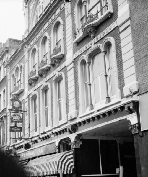 Royal Oak London E1 taken in 1985. (Pub). Published on 13-04-2016