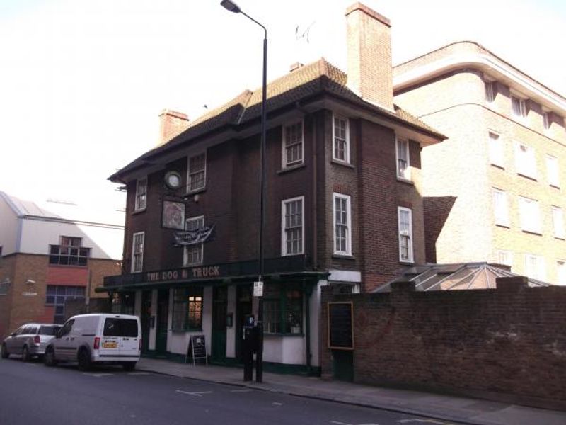 Dog & Truck London E1 taken April 2014. (Pub, External, Key). Published on 20-04-2014