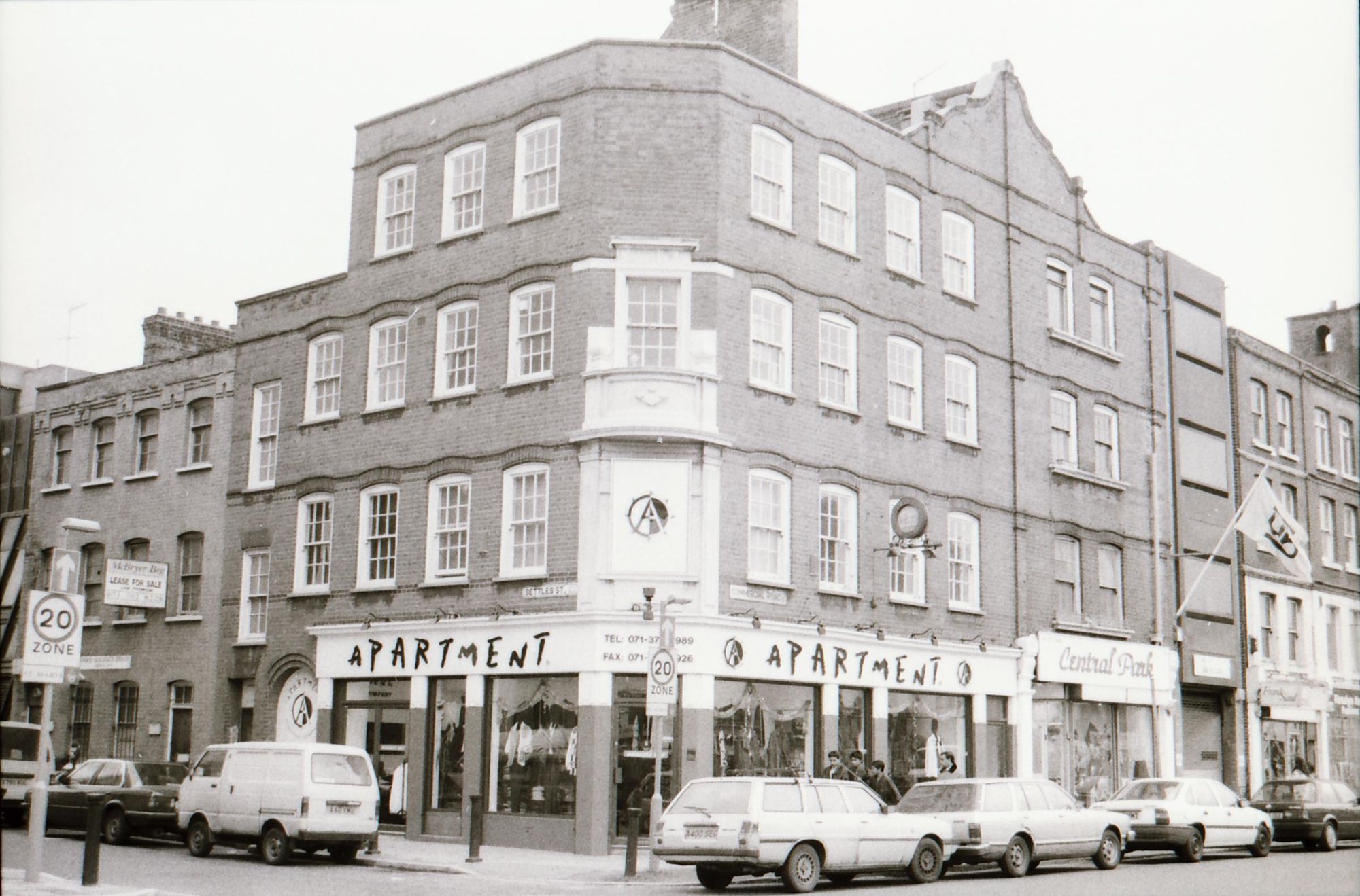 Gloster Arms London E1 taken maybe 1991. (Pub, External). Published on 28-12-2017