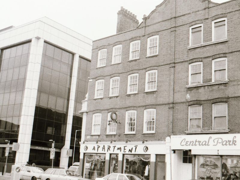 Gloster Arms London E1 taken maybe 1991. (Pub, External). Published on 28-12-2017 