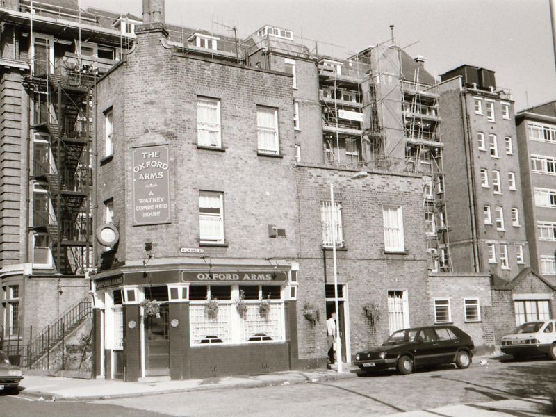 E1-Oxford Arms taken Aug 1989.jpg. (Pub, External, Key). Published on 02-01-2018 
