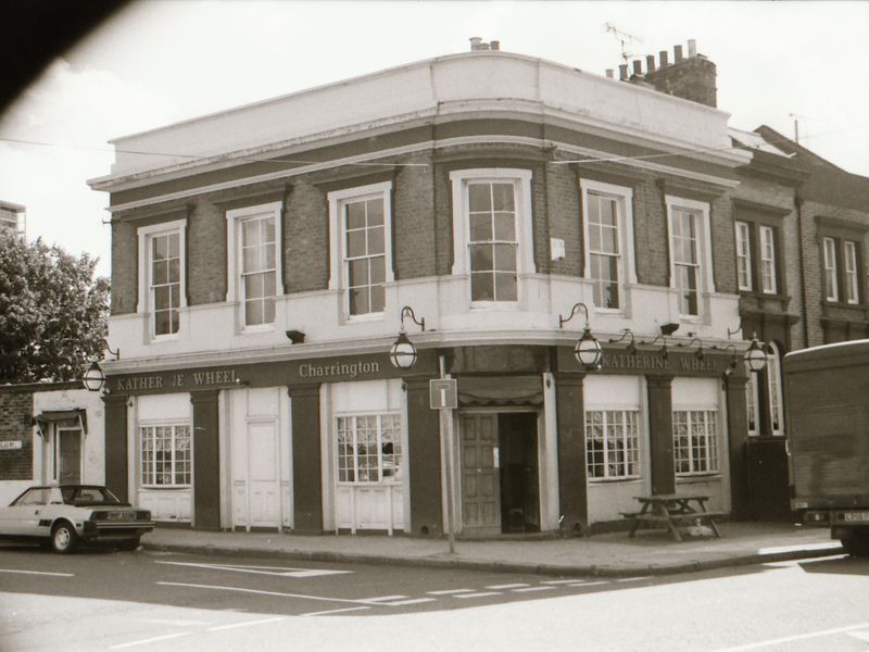 E1-Katherine Wheel taken Aug 1989.jpg. (Pub, External). Published on 28-12-2017