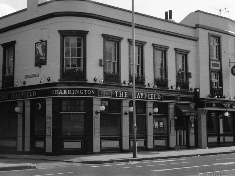 E1-Hayfield taken 19-4-1987.jpg. (Pub, External). Published on 28-12-2017