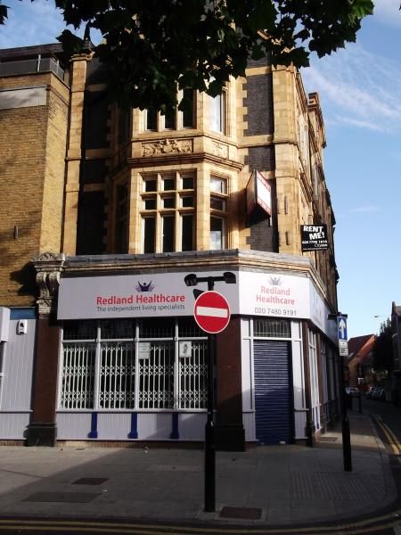 Location London E1. (Pub, External). Published on 03-10-2013
