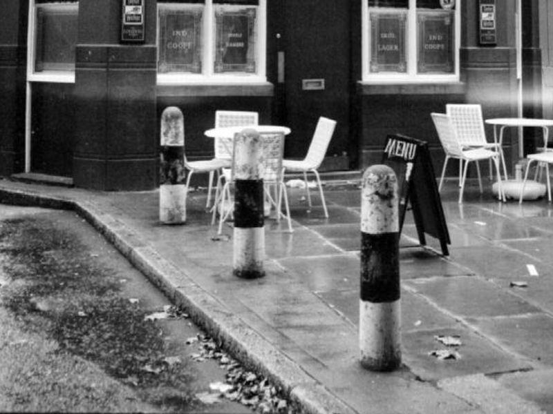 Three Cranes London E1 taken in 1985. (Pub). Published on 13-04-2016