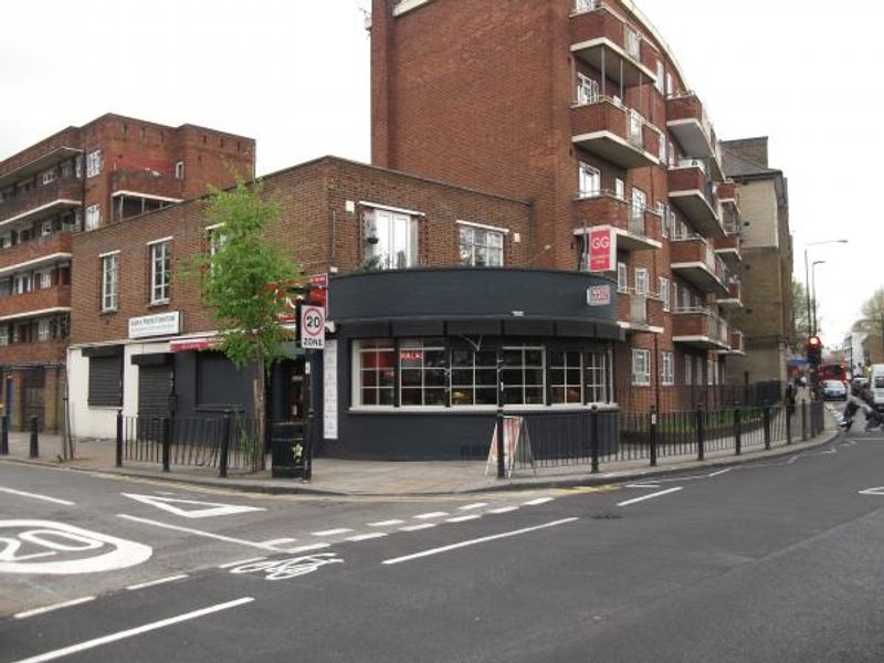 Royal George London E1 taken April 2014. (Pub, External, Key). Published on 01-05-2014