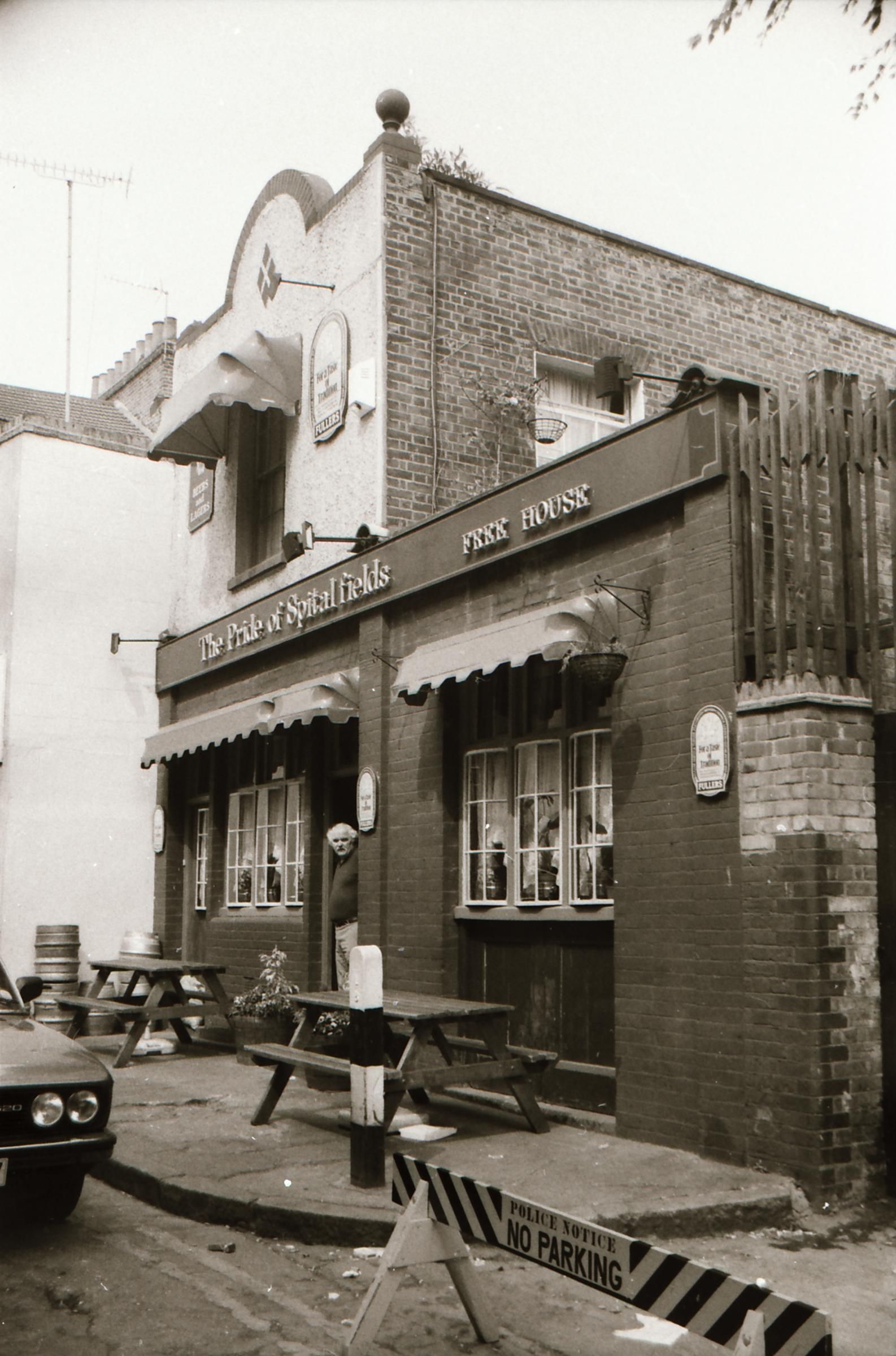 E1-Pride Of Spitalfields taken July 1989.jpg. (Pub, External). Published on 02-01-2018
