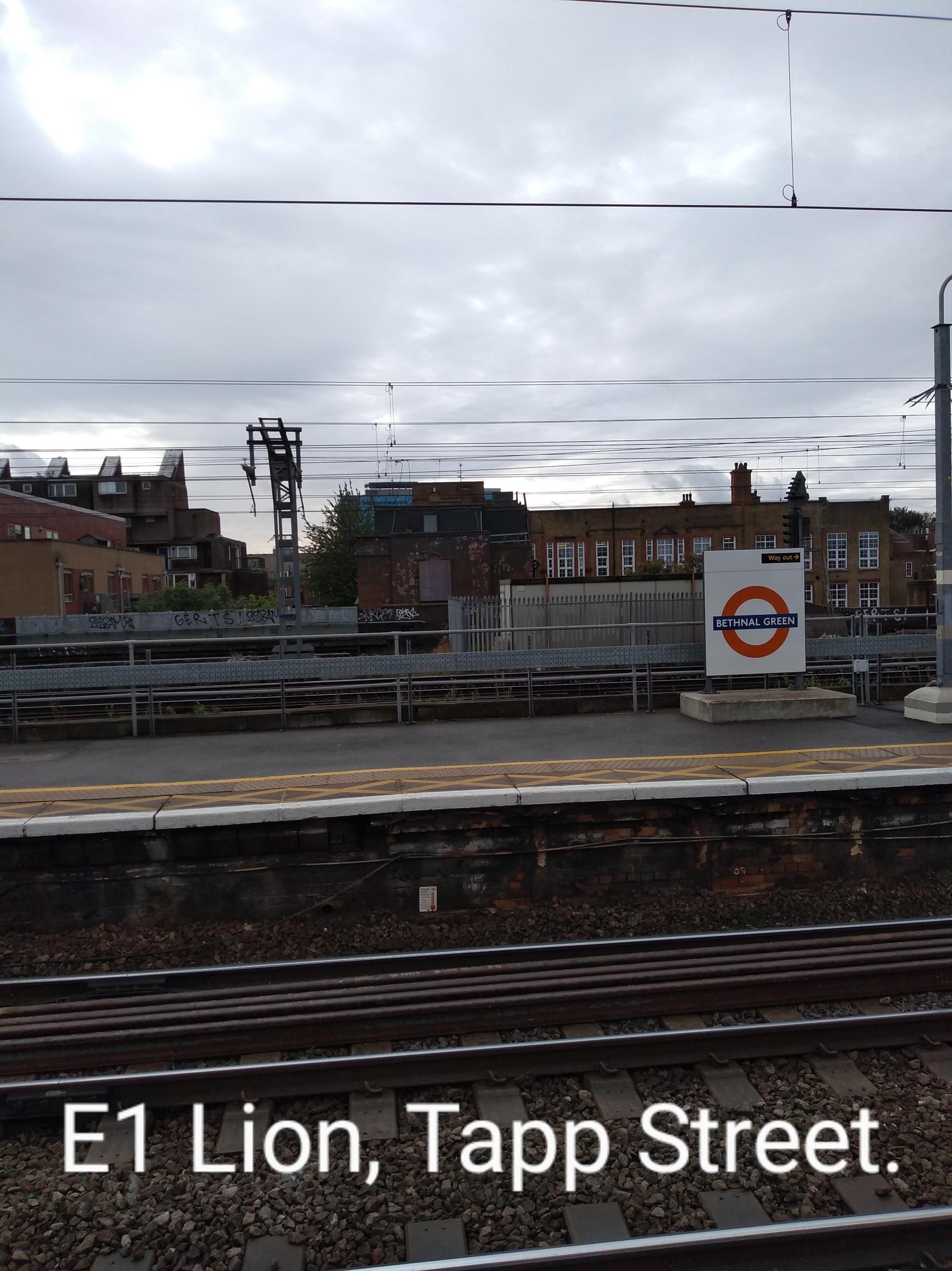 LionTappSt-London-E1-20191007.jpg. (Pub, External). Published on 20-10-2022