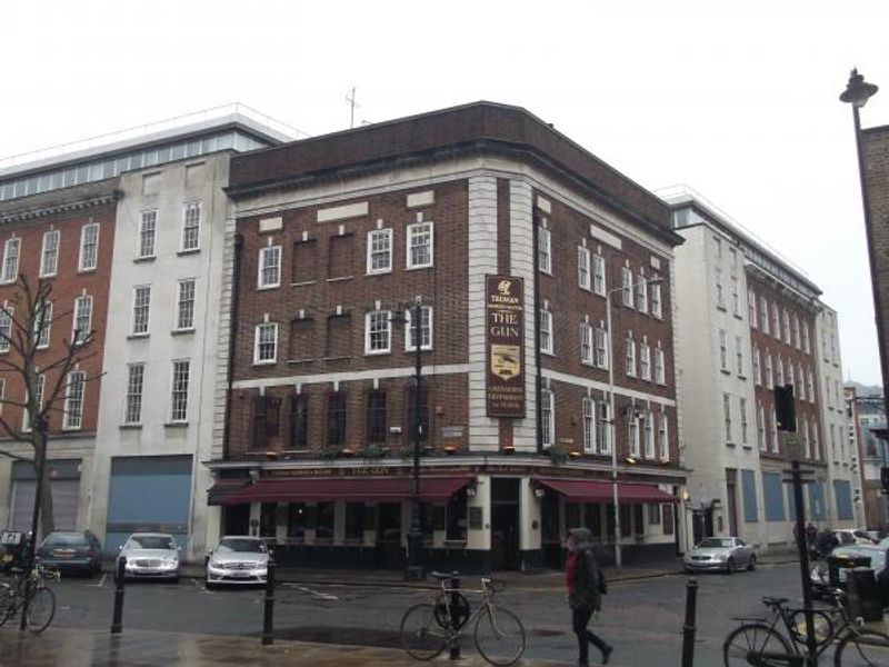 Gun E1 taken April 2014. (Pub, External, Key). Published on 30-04-2014