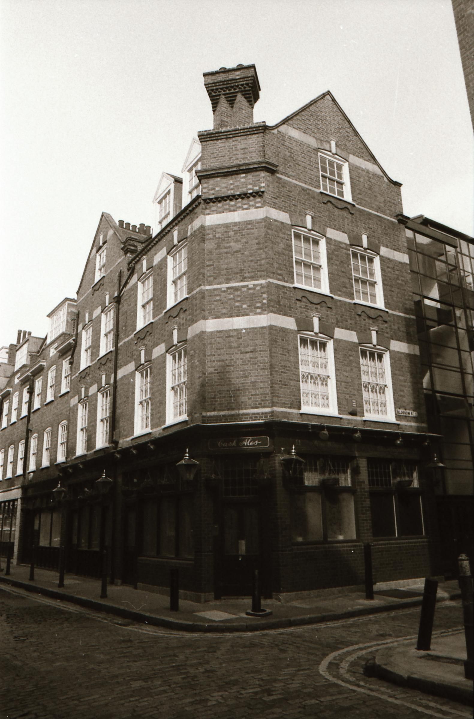 E1-Pewter Platter taken May 1994.jpg. (Pub, External). Published on 02-01-2018