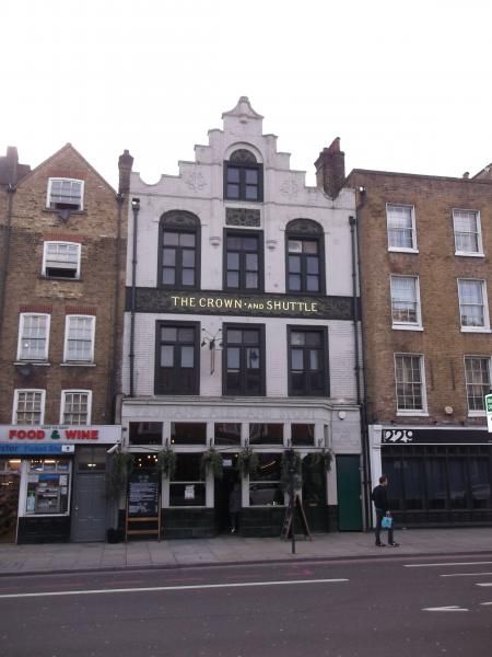 Crown & Shuttle  London E1 taken March 2016. (Pub). Published on 07-04-2016