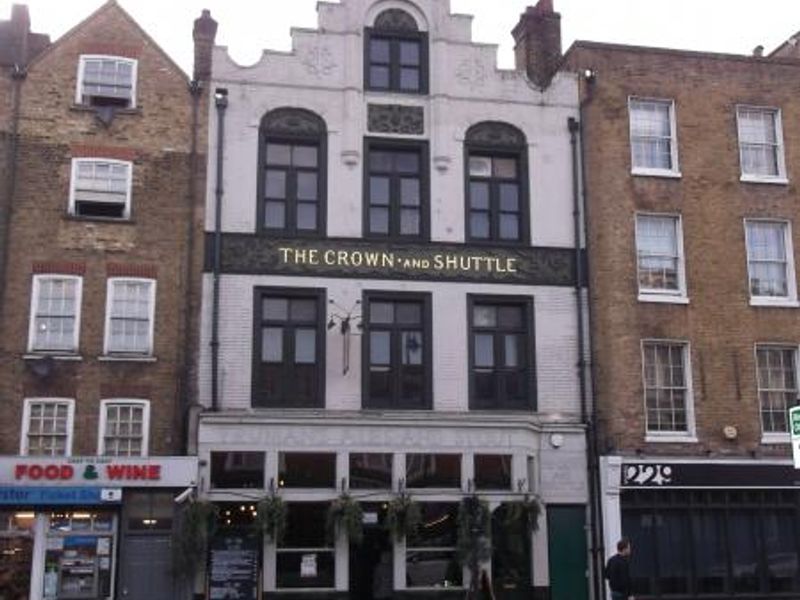 Crown & Shuttle  London E1 taken March 2016. (Pub). Published on 07-04-2016 