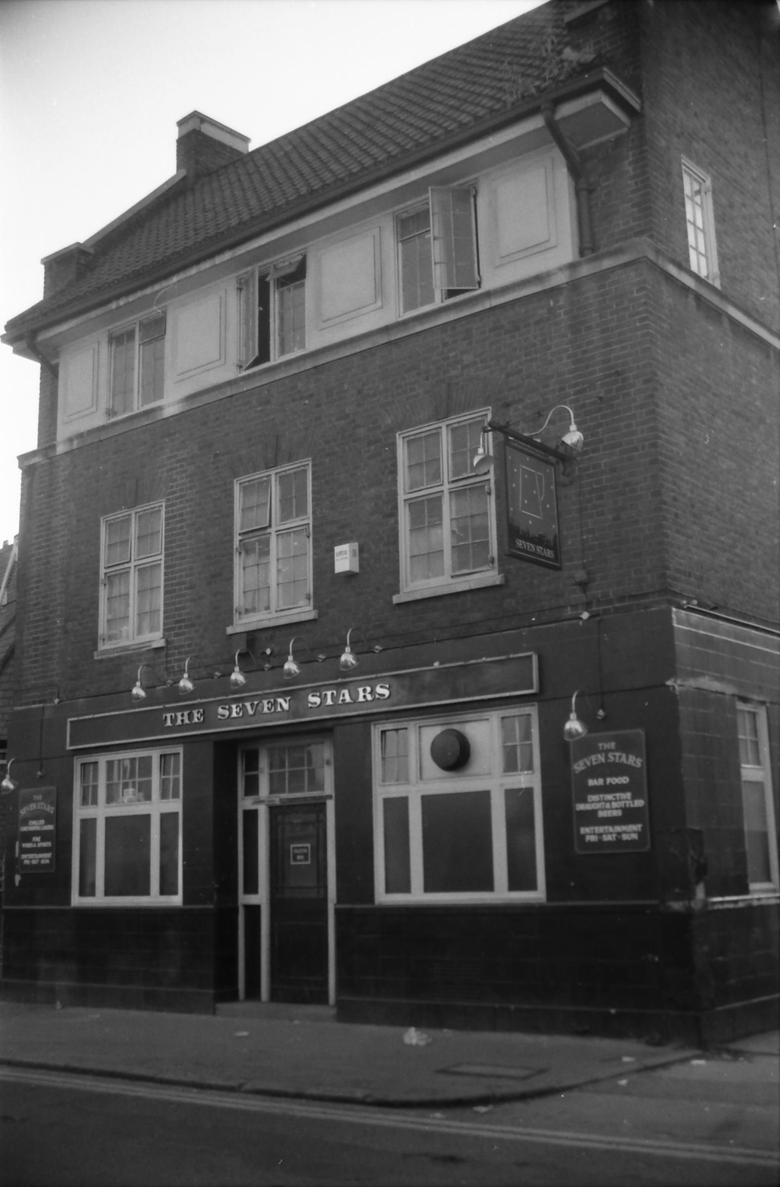 E1-Seven Stars Brick La taken 18 Sept 1988.jpg. (Pub, External). Published on 02-01-2018