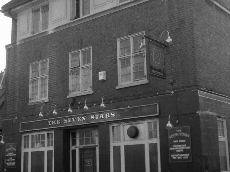 E1-Seven Stars Brick La taken 18 Sept 1988.jpg. (Pub, External). Published on 02-01-2018