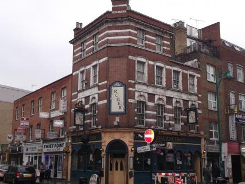 Archers London E1 taken April 2014. (Pub, External, Key). Published on 30-04-2014