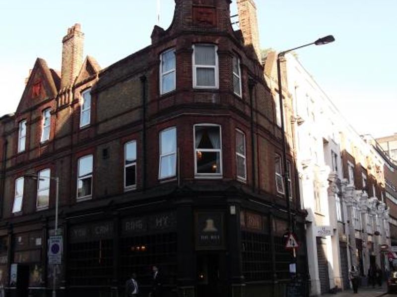 Bell London E1 taken April 2014. (Pub, External). Published on 20-04-2014