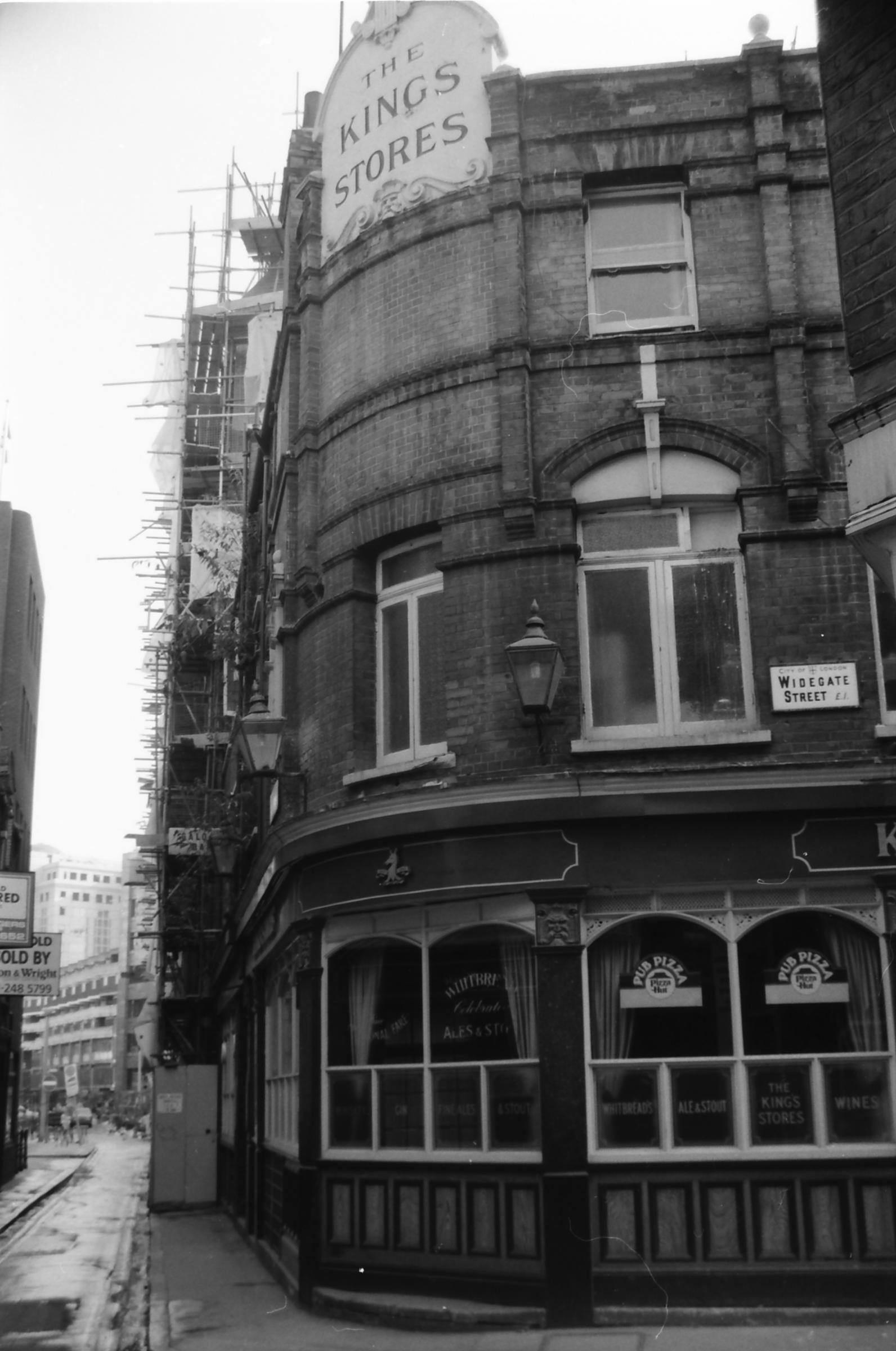 Kings Stores London E1 taken 18 Sept 1988. (Pub, External). Published on 28-12-2017