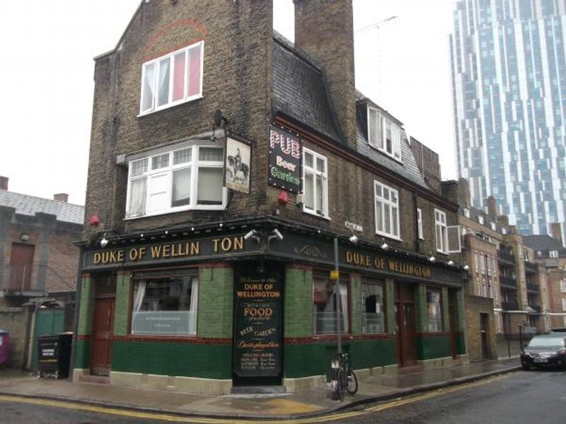 Duke of Wellington Toynbee St E1 taken April 2014. (Pub, External). Published on 30-04-2014