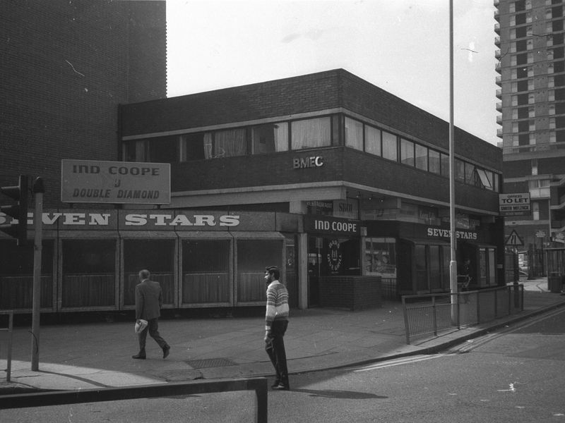 E1-Seven Stars Whitechapel High St July 1985.jpg. (Pub, External). Published on 02-01-2018