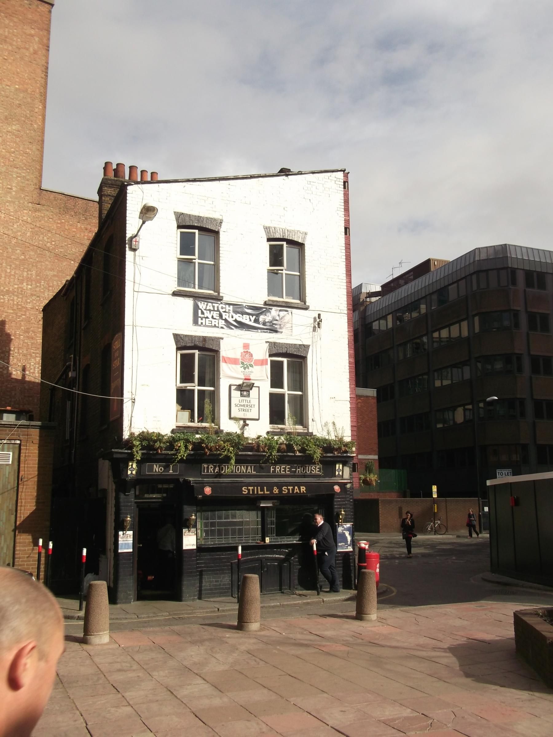Still & Star London E1 taken Sept 2016. (Pub). Published on 08-02-2017
