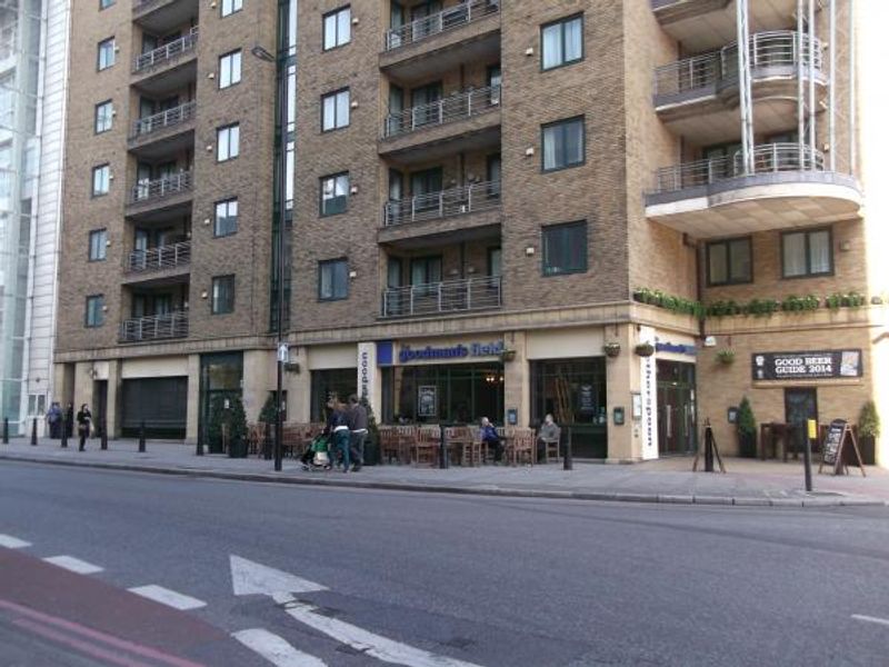 Goodmans Fields London E1 taken April 2014. (Pub, External). Published on 20-04-2014