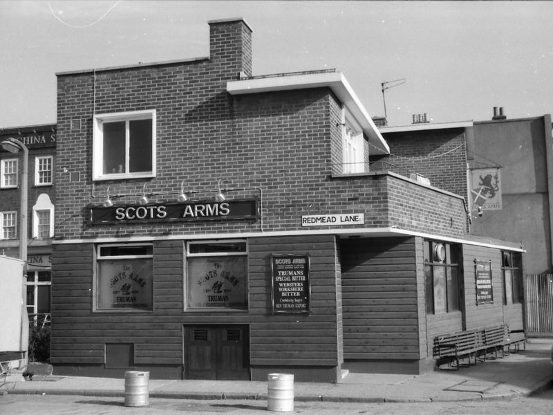 E1-Scots Arms taken Oct 1988.jpg. (Pub, External, Key). Published on 02-01-2018