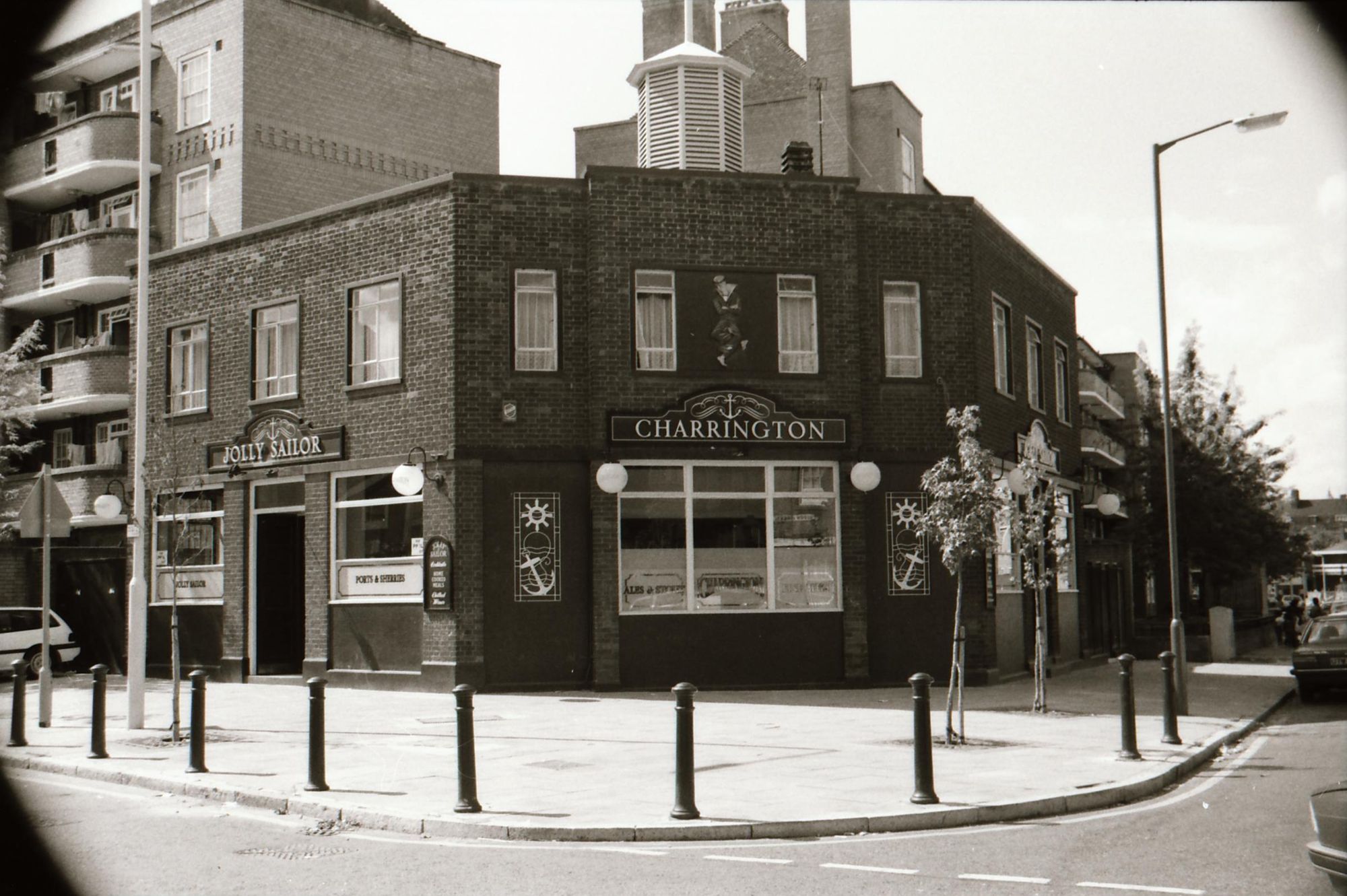 E1-Jolly Sailor taken Aug 1989.jpg. (Pub, External). Published on 28-12-2017