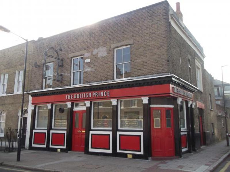 Briish Prince London E1. (Pub, External). Published on 03-10-2013