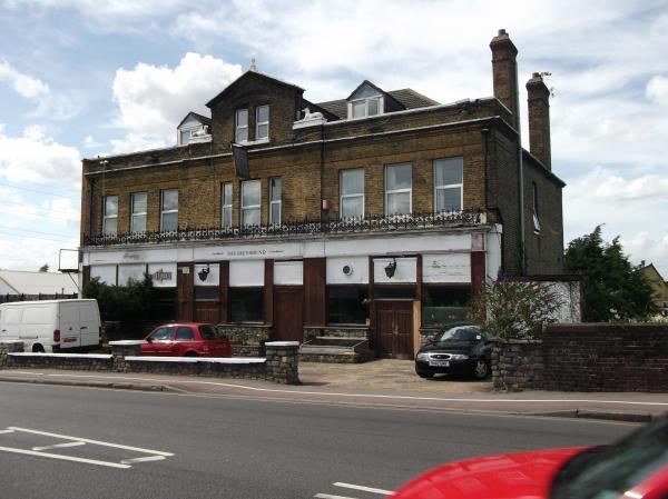 Greyhound London E10. (Pub, External). Published on 01-11-2013