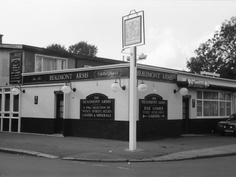 Beaumont Arms London E10 taken in Oct 1988.. (Pub, External, Key). Published on 20-09-2018