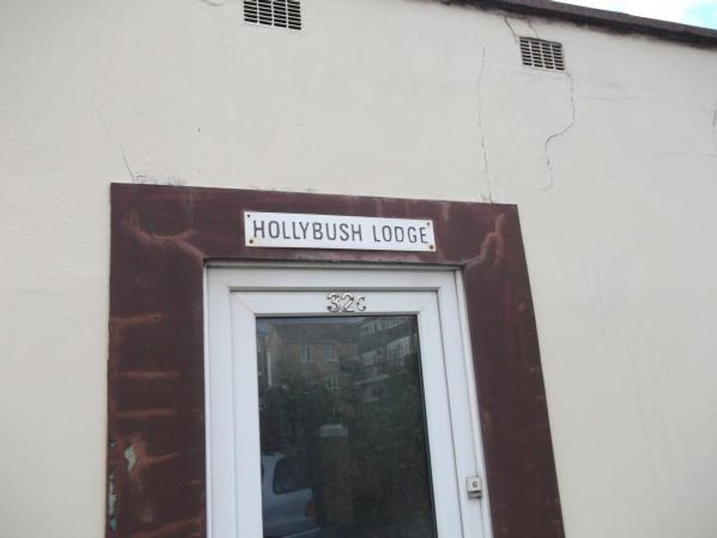 Hollybush London E10. (External). Published on 01-11-2013