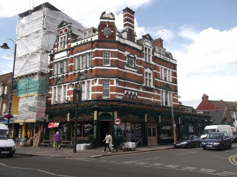 William IV London E10. (Pub, External). Published on 02-11-2013