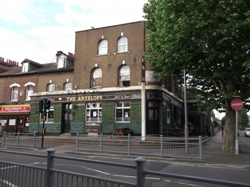 Antelope London E10. (Pub, External). Published on 01-11-2013