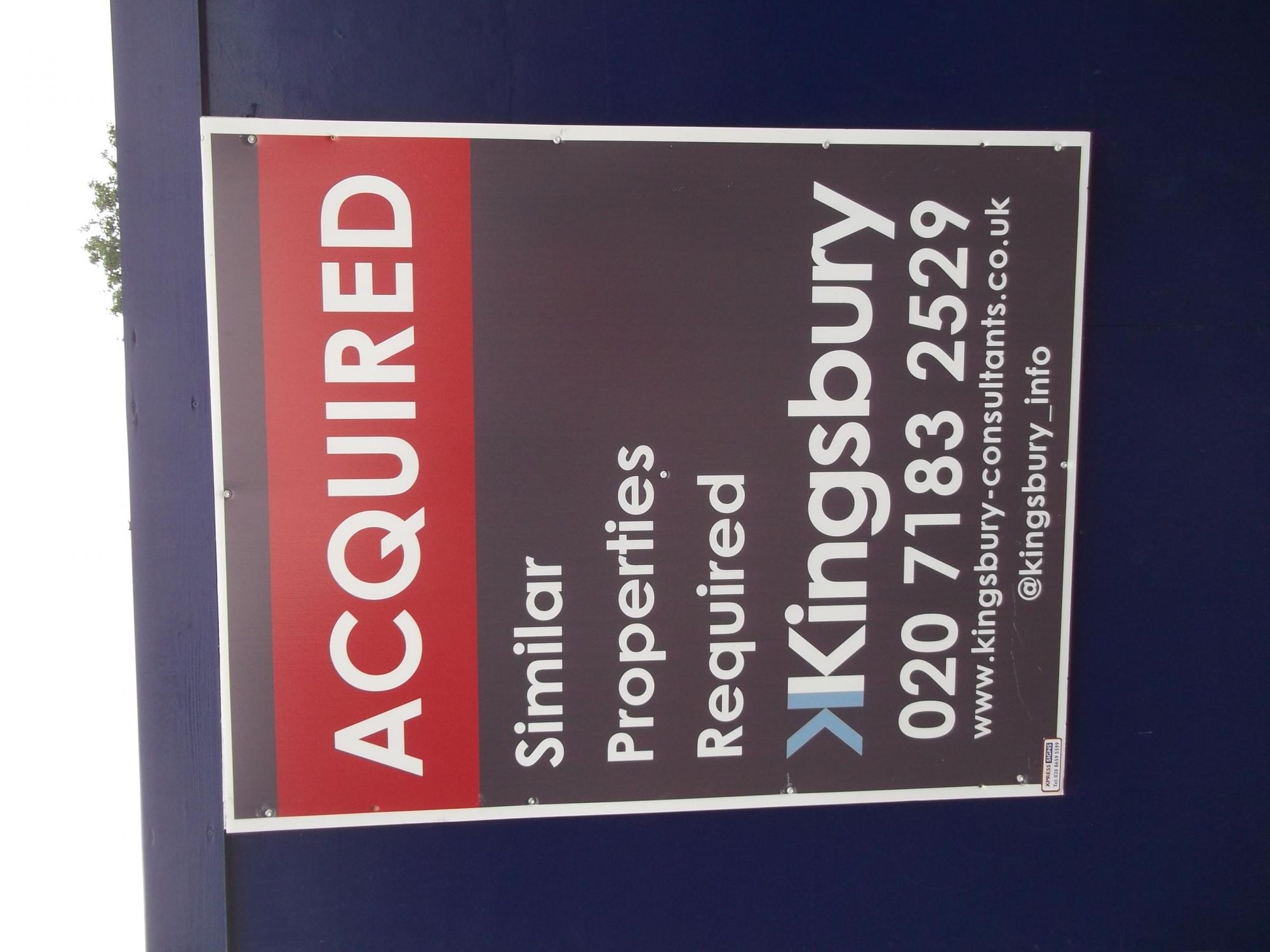 British Queen London E11 taken 2017/07/01.. (External, Sign). Published on 11-03-2019