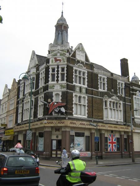 Red Lion London E11. (Pub, External). Published on 22-11-2013