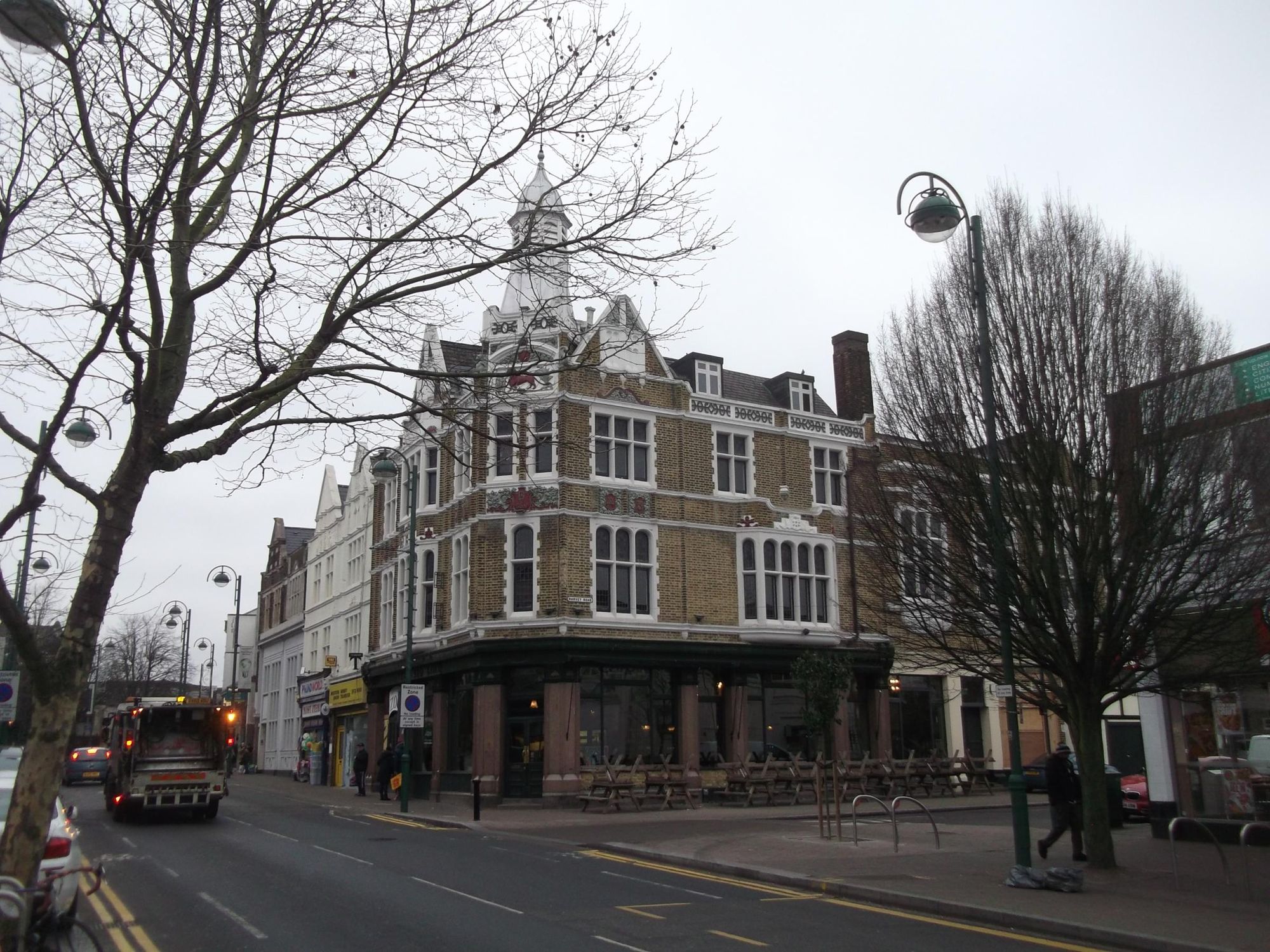 RedLion E11 20180108.. (Pub, External). Published on 04-08-2018