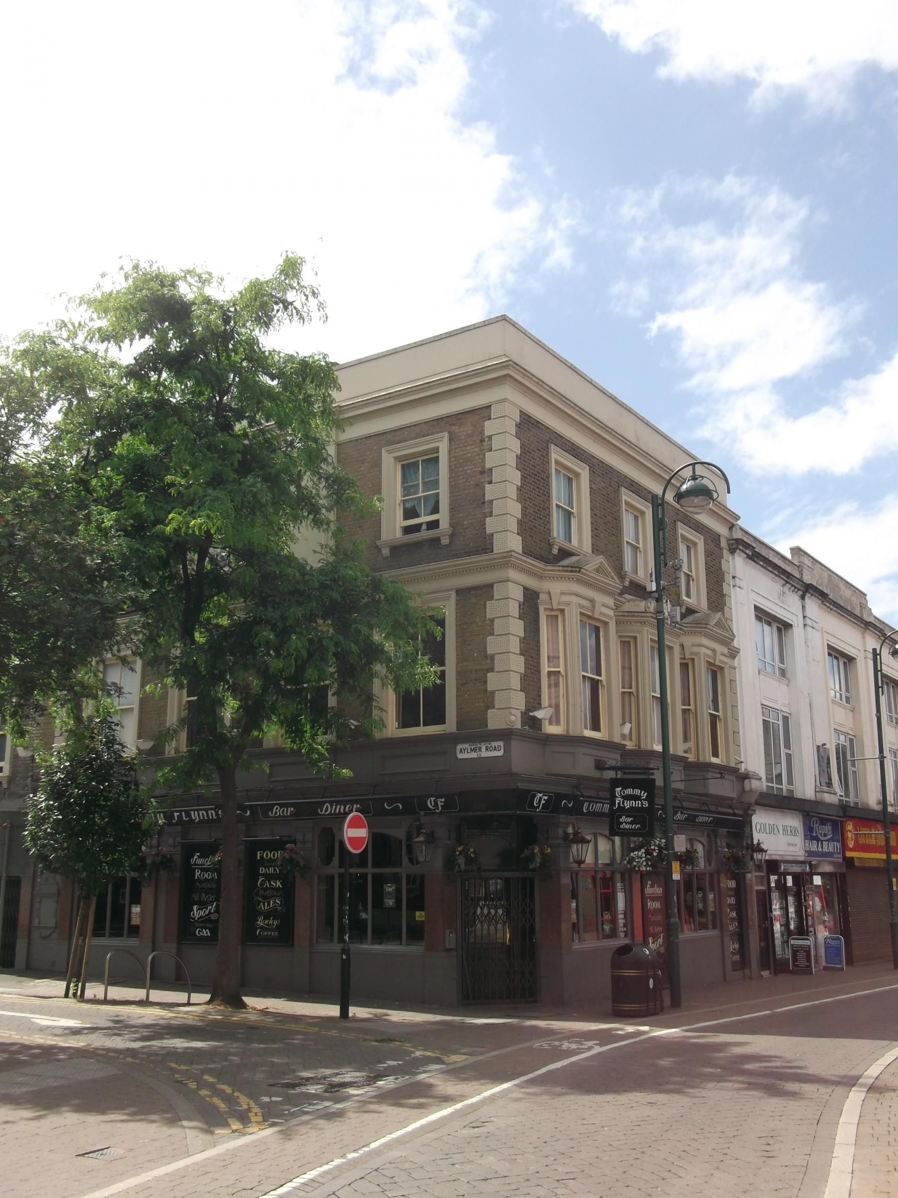 Crown-Tommy Flynns London E11 taken July 2016. (Pub). Published on 08-02-2017