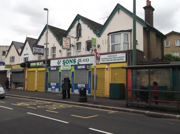 Halfway House-Croppy Acre London E11. (Pub, External). Published on 03-11-2013
