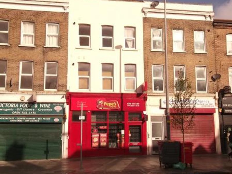 Dirty Nellies London E11 taken May 2015. (Pub, External). Published on 08-05-2015